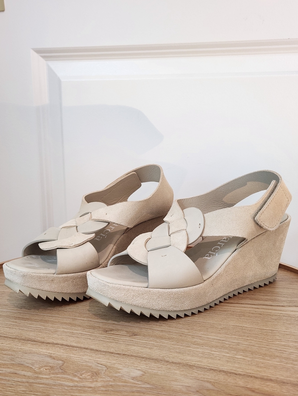 Pedro Garcia Women's Beige Wedge Sandals with Suede Finish New - Picture 2 of 12